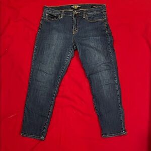Lucky Brand Woman’s Dark Blue Denim cropped Jeans